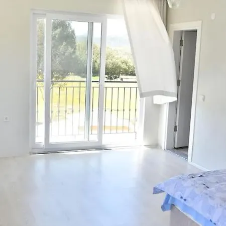 Βίλα 3 Bedroom With Private Pool *