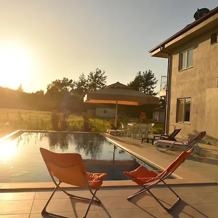 3 Bedroom With Private Pool Sarilar